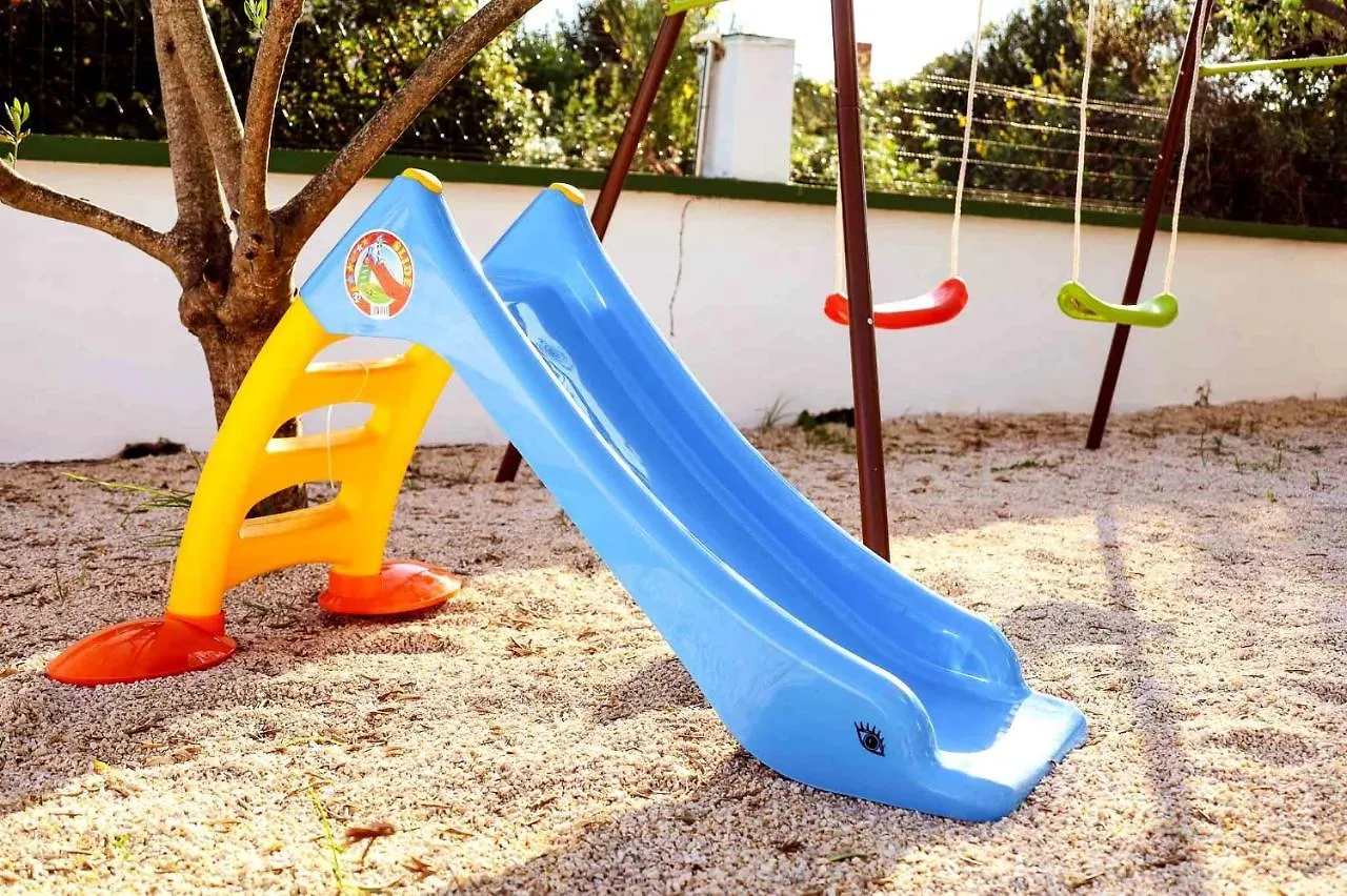The Florens Residence Near The Beach With The Pool, Bbq And Kids Playground, Zadar Diklo Apartament