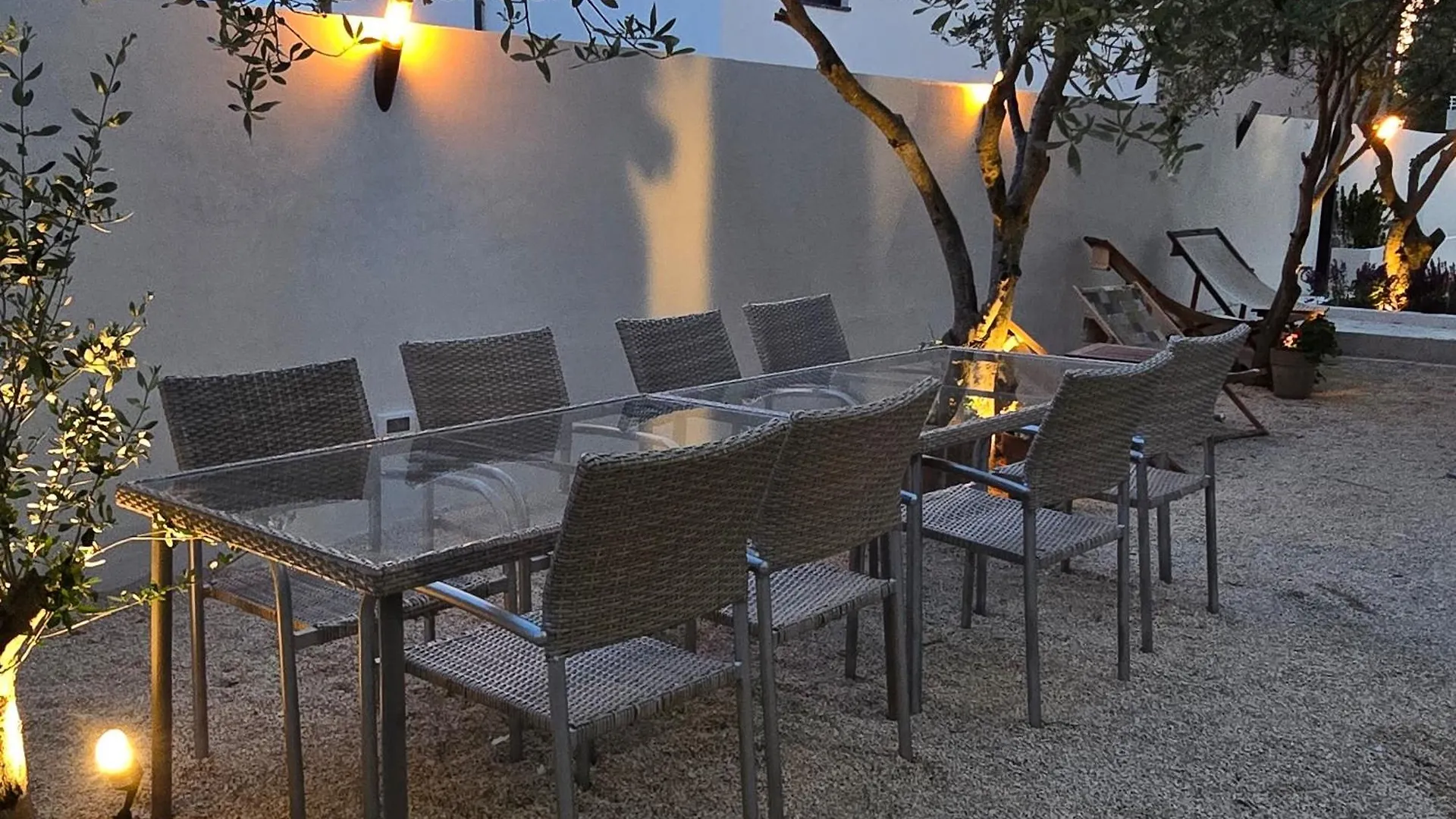 Zadar, The Florens Residence - Apartments Near The Beach With The New Pool & Garden, Bbq And Kids Playground